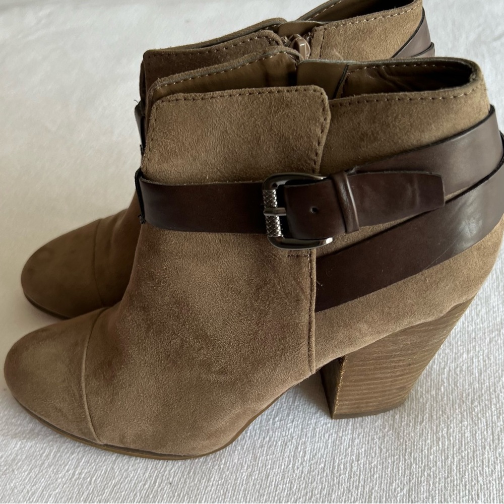 Heeled Bootie - Picture 6 of 11